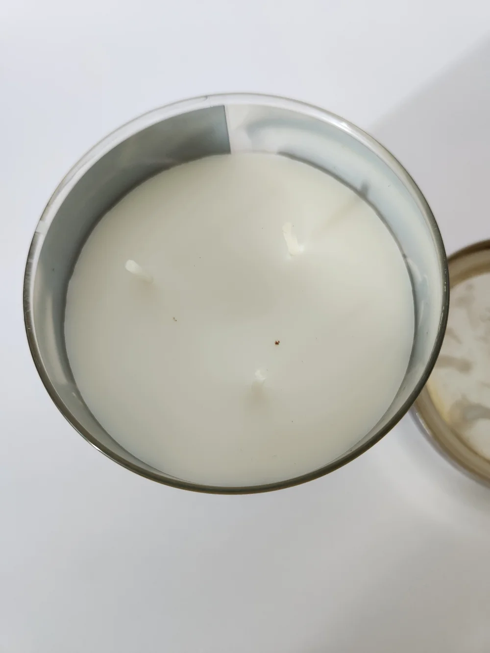 Goose Creek Warm & Welcome Vanilla Amber Woods Scented 3 Wick Candle